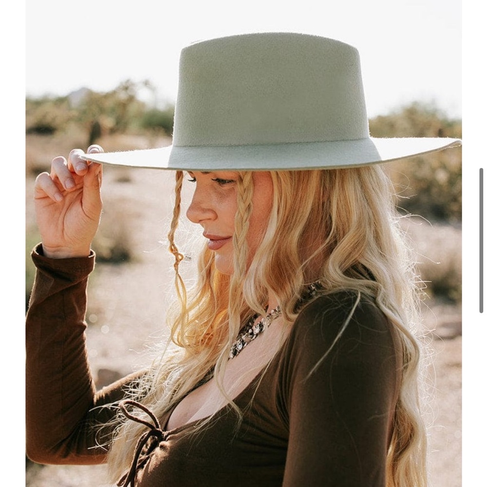 GIGI PIP Olive Wide-Brim Felt Hat with Rust Printed Lining - Picture 3 of 4